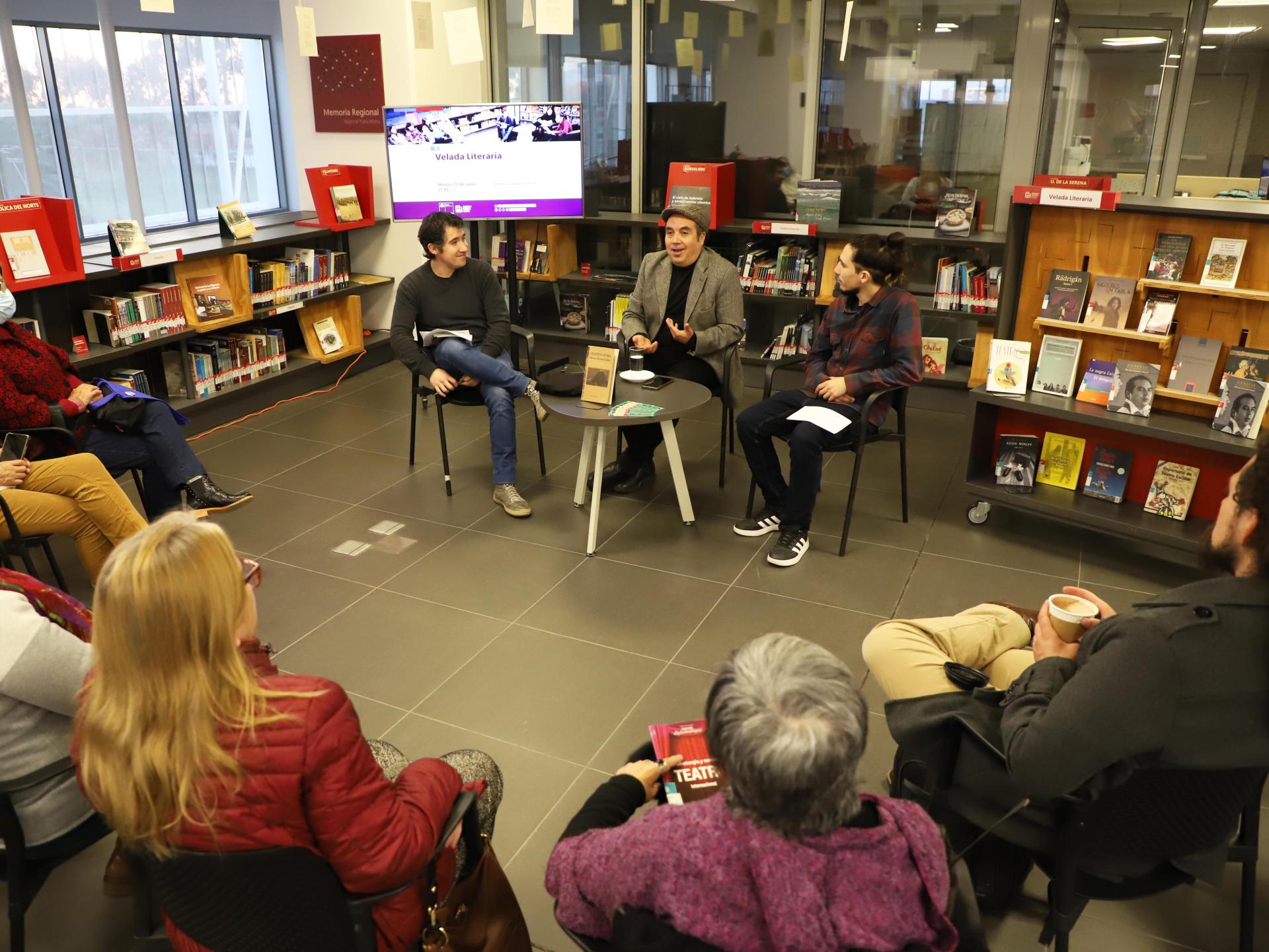 Participa en una nueva Velada Literaria, programada para este martes 03 de septiembre a partir de las 18:00 en la sala Memoria Regional (4to piso).